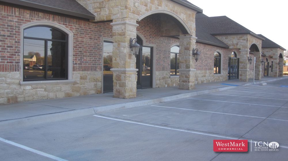 Office Condo for Sale or Lease: 5424 19th Street Suite 402, Lubbock, TX 79407